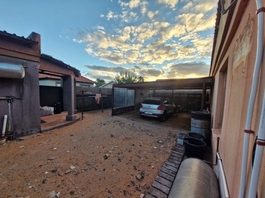 To Let 3 Bedroom Property for Rent in Kathu Northern Cape